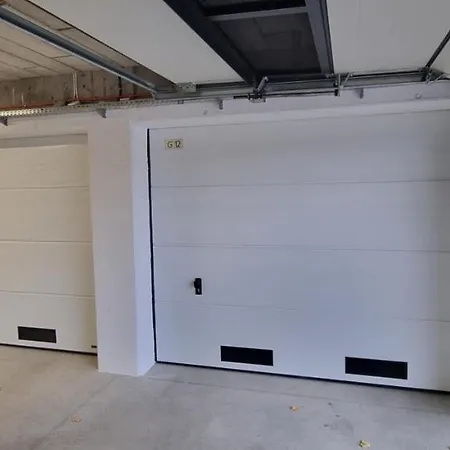 Apartament Artyleryjska 205 *